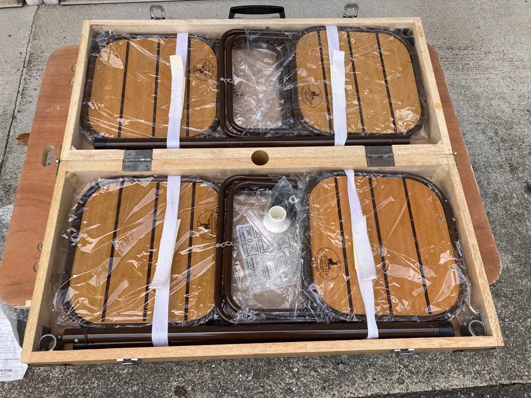 フィールドウイン ウッドテーブルチェア CAPTAIN STAG