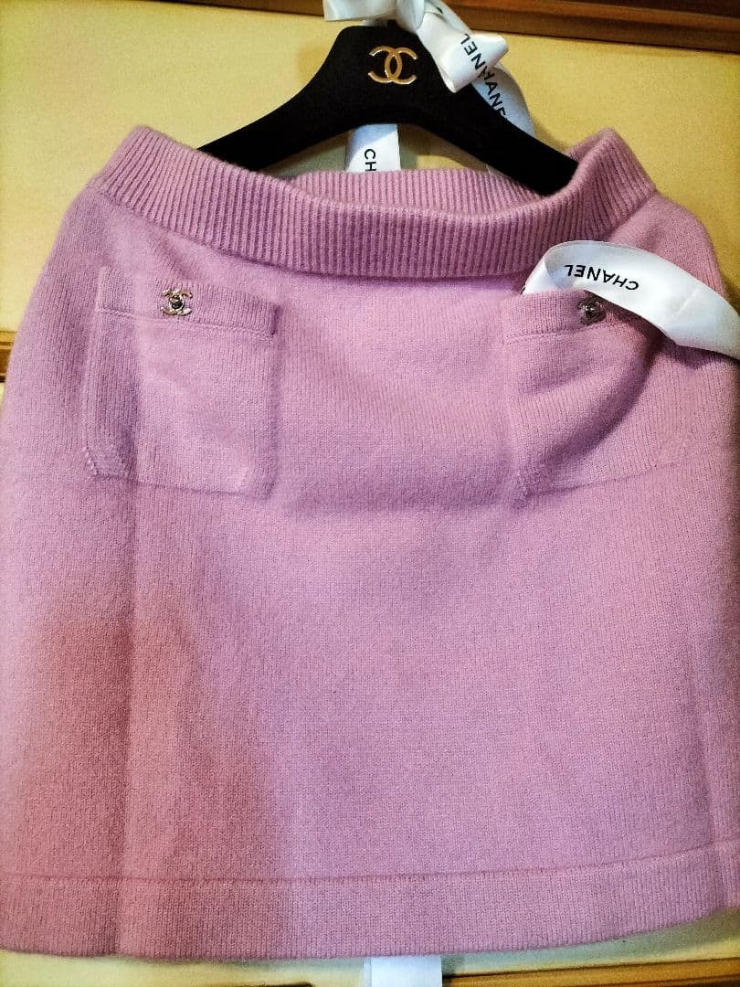 ❣️CHANEL♡ベビ―pinkタ―ンロックスカ―トスタッフuniform❣️