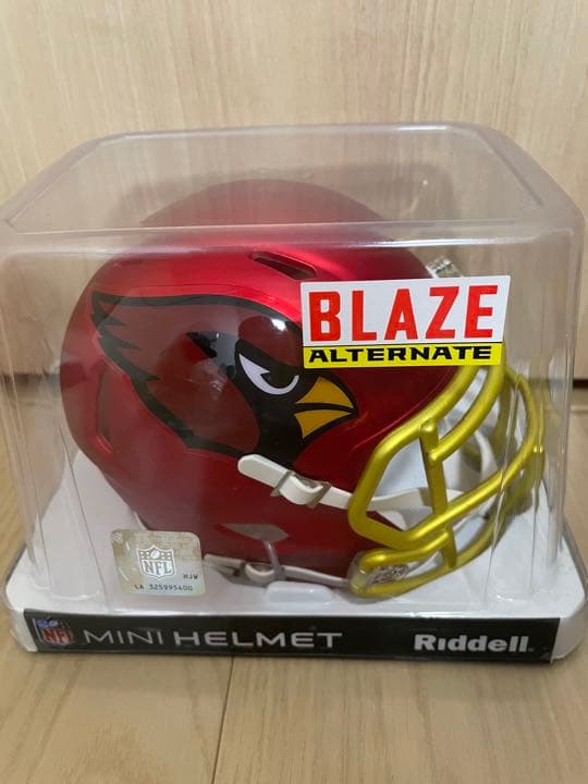 アメフト　ミニヘルメット　フィギュア