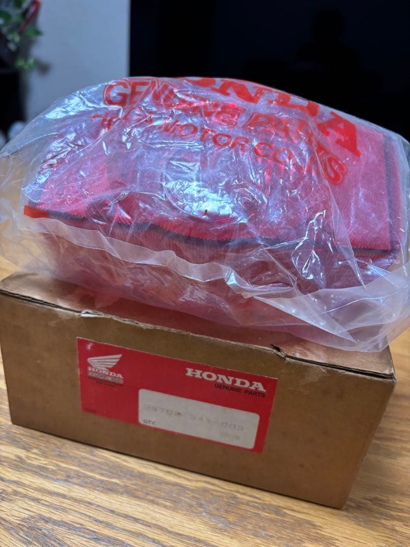 HONDA CB400F 純正テールランプ　未使用品割れカケ無し