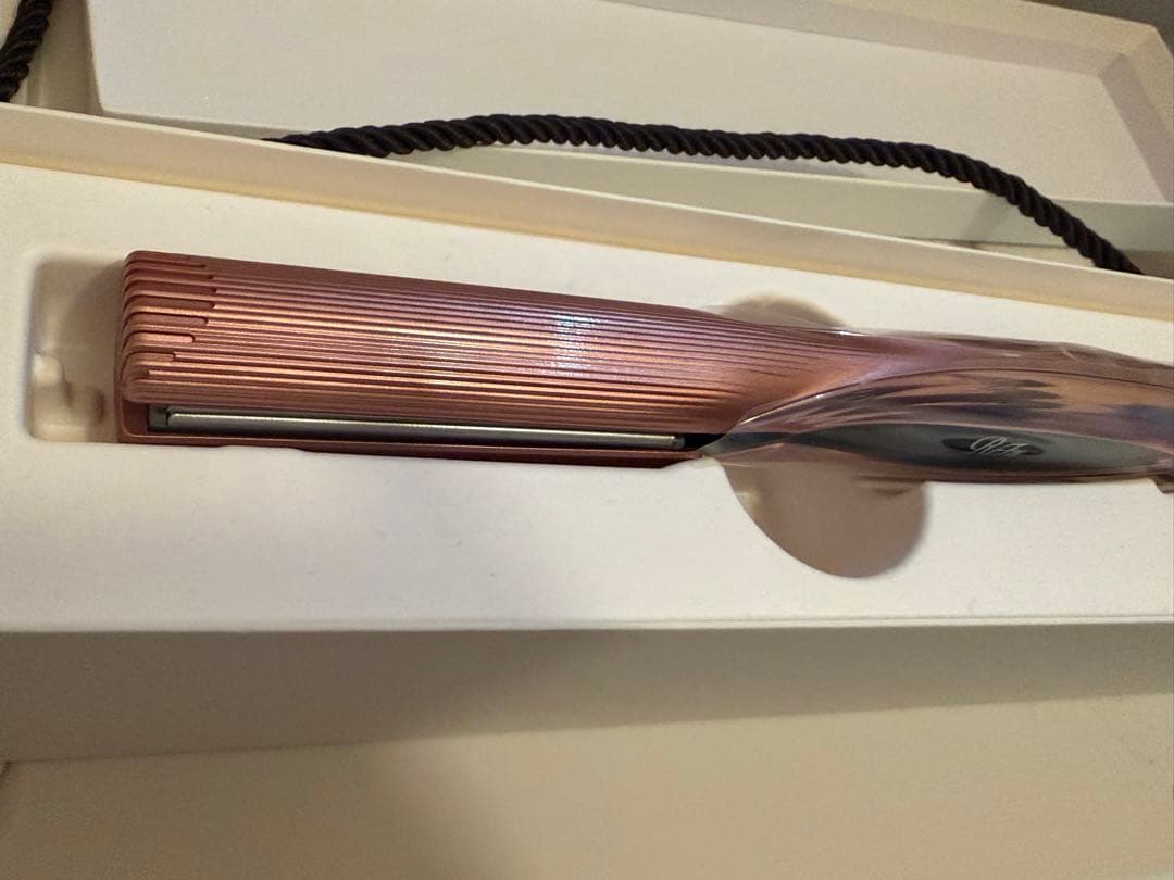 リファ ビューテックストレートヘアアイロン ピンク 新品