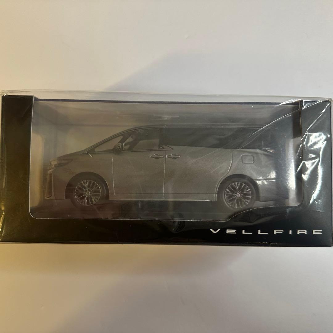 【新品未開封】　匿名配送　トヨタヴェルファイア　プレシャスメタル　ディーラー販促