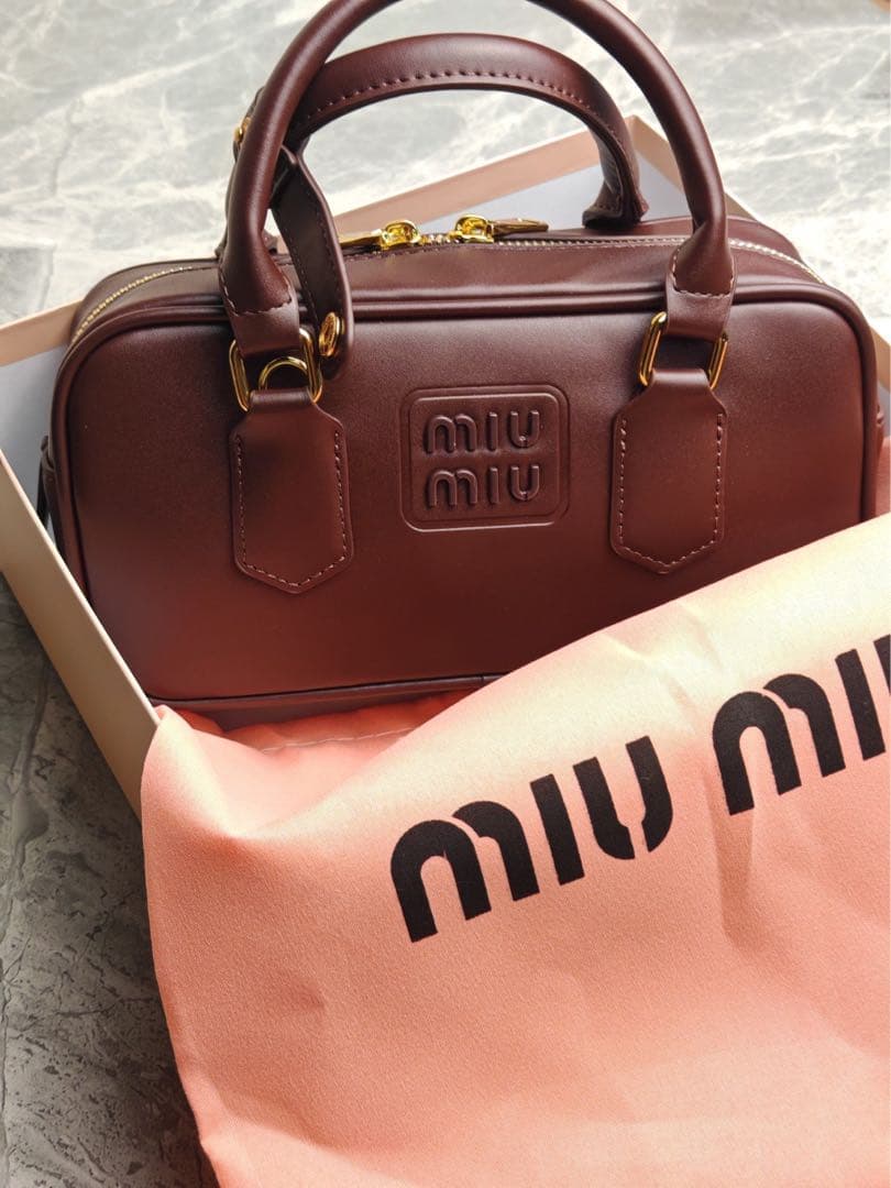 MIU MIU マドモアセル ミニ ショルダーバッグ ブラウン　美品