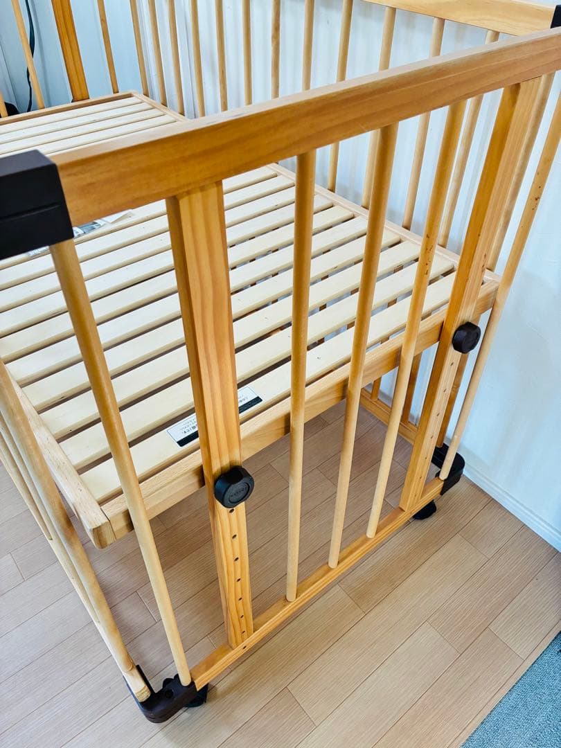 福岡引き取り限定　状態良好　ファルスカ　ベッドサイドベッド　03