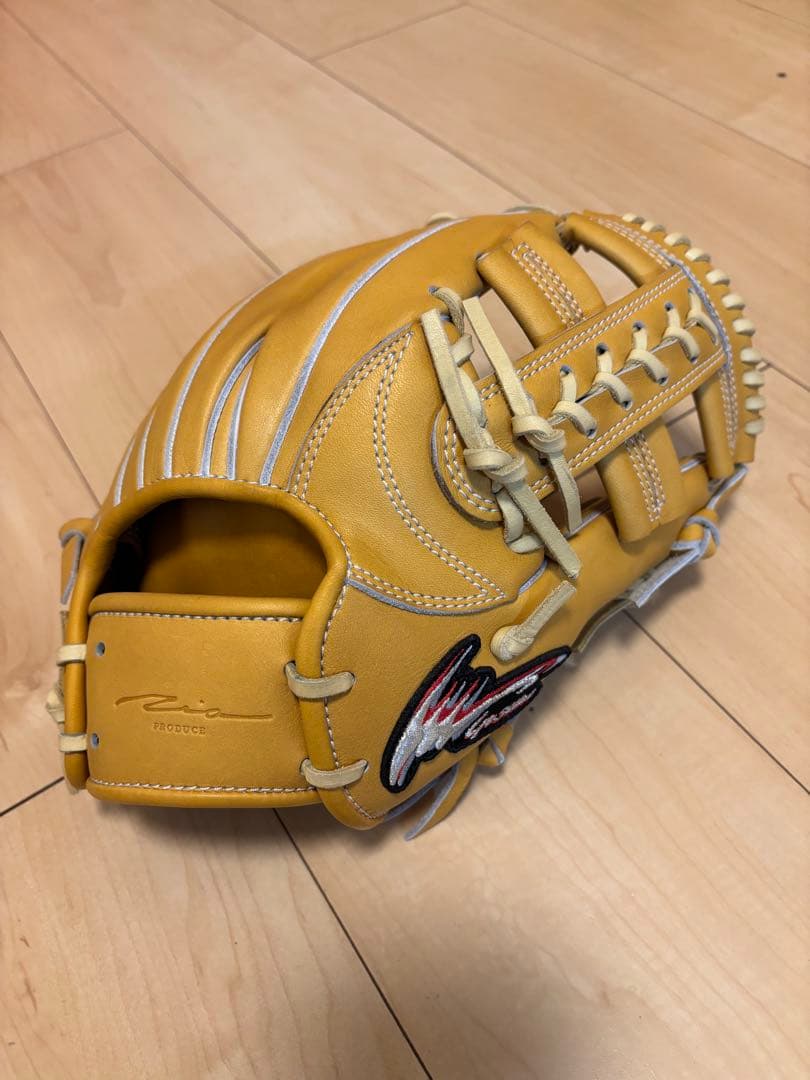 レザー製イエロー野球グローブ