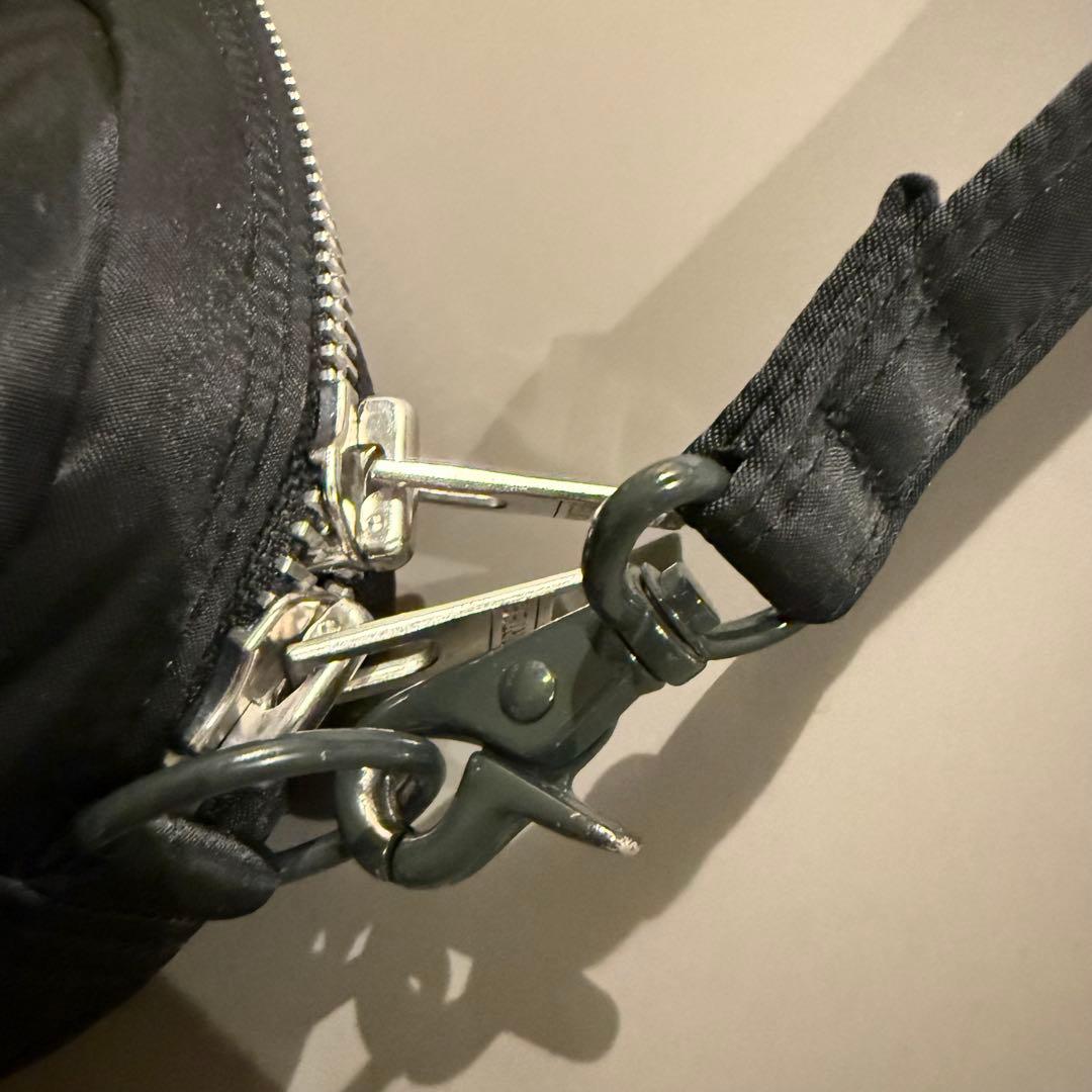 人気　ポーター　PORTER　タンカー　オーバル　ショルダーバッグ　ハーフムーン