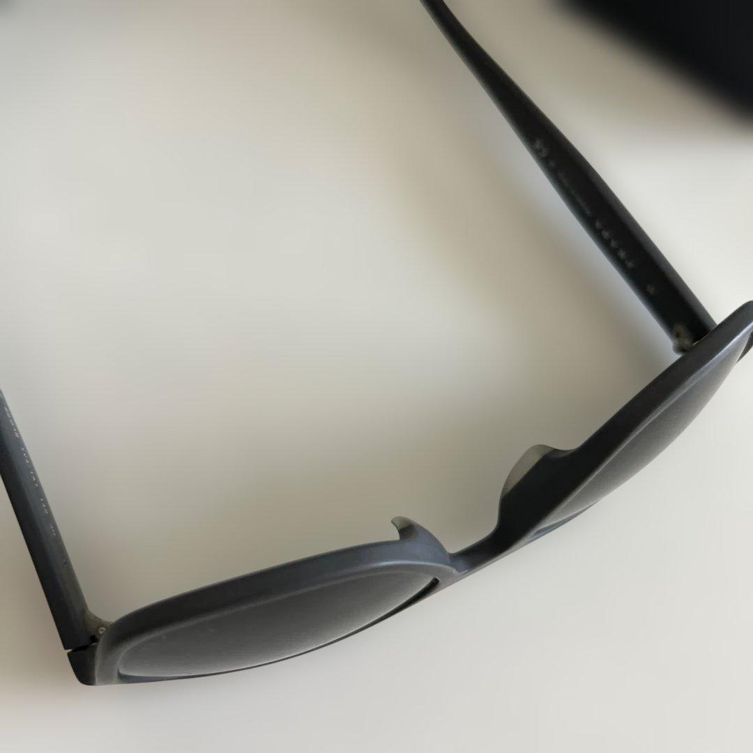 プラダPRADA サングラス　ブラック　マット