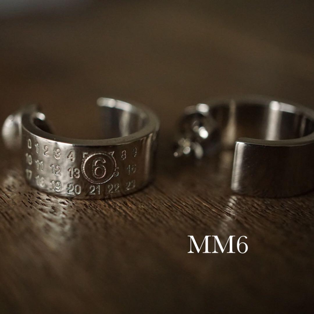 メゾンマルジェラ MM6 カレンダー シルバー フープピアス MARGIELA