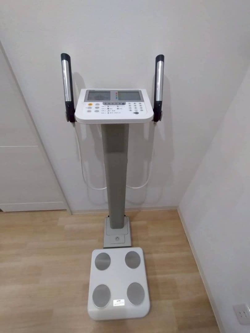 TANITA製マルチ周波数体組成計(MC-780A-N　ホワイト)＋対応コピー機