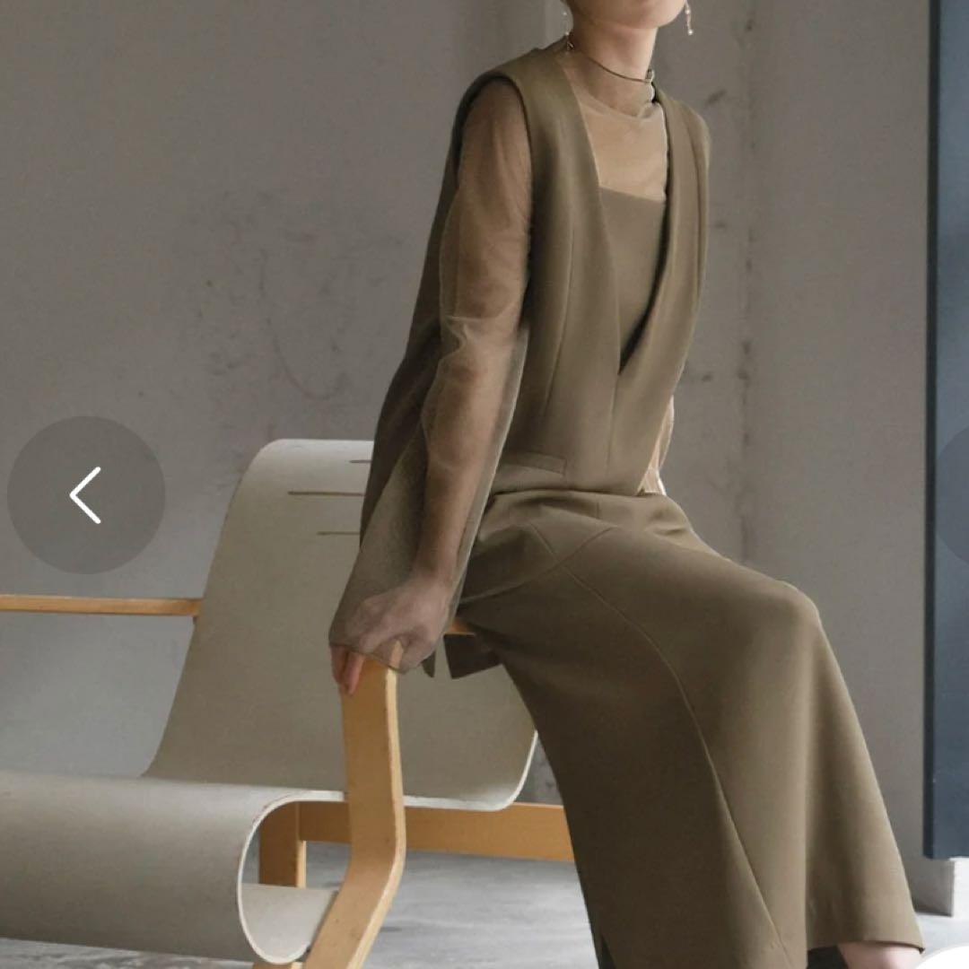 GIRL チュールレイヤードトップ スタイトスカート　セットアップ カーキ L