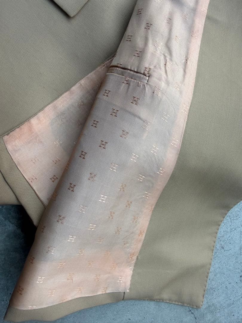Bespokeの気配を纏う、80’s フランス製HERMESダブルジャケット