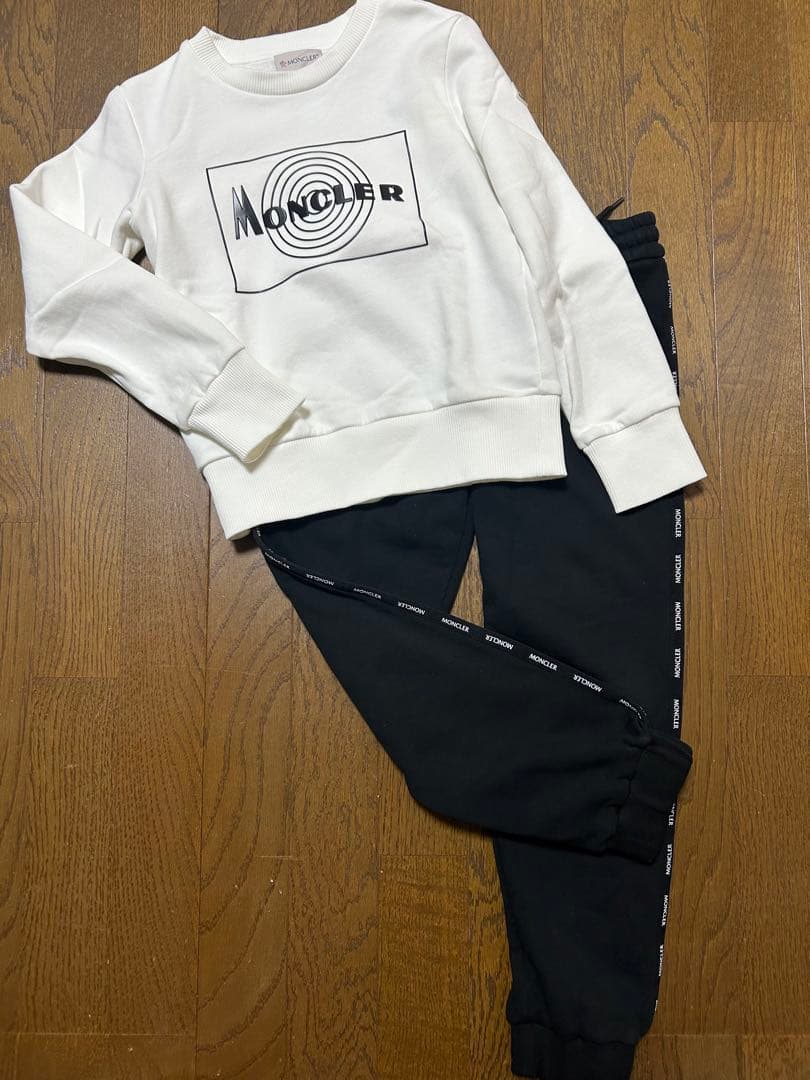 【専用】モンクレール★トレーナー8A