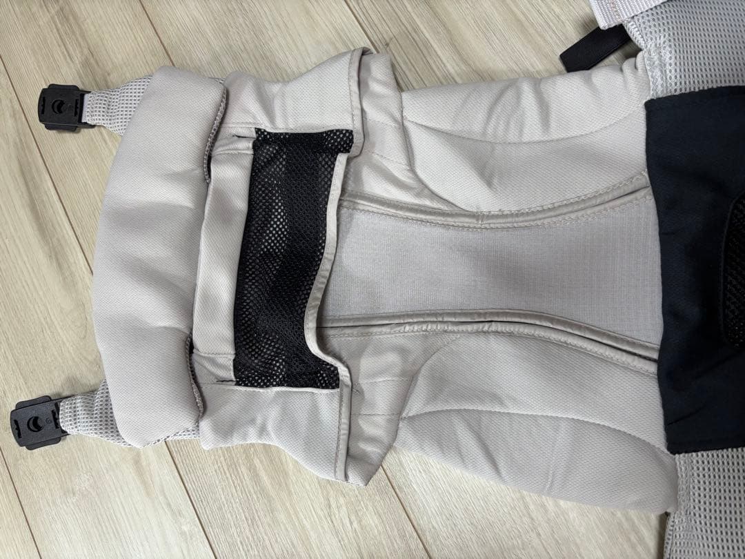 アップリカ　ラクリス　ホワイトアッシュ　美品