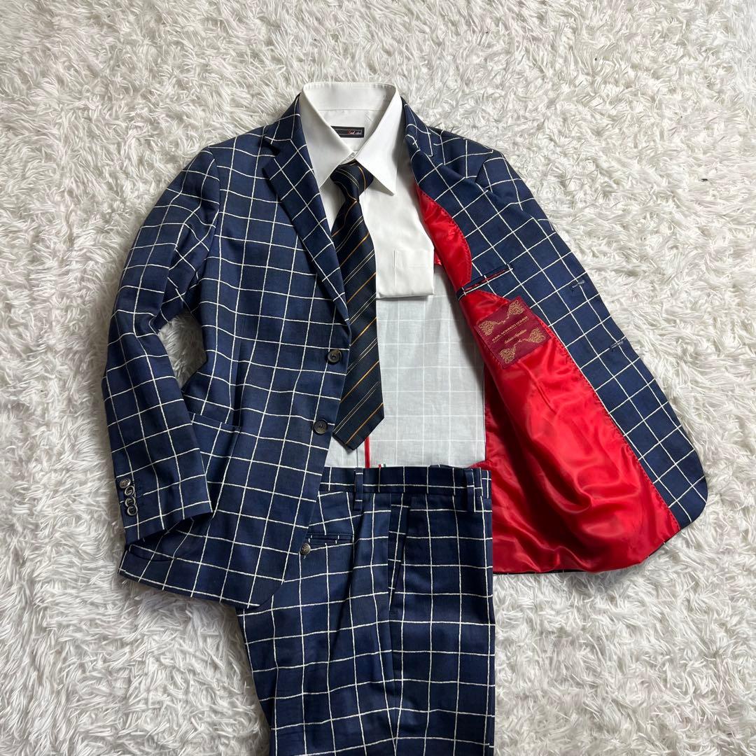 KARL MOMMOO カールモンモー　イタリア高級スーツ　セットアップ　裏地赤
