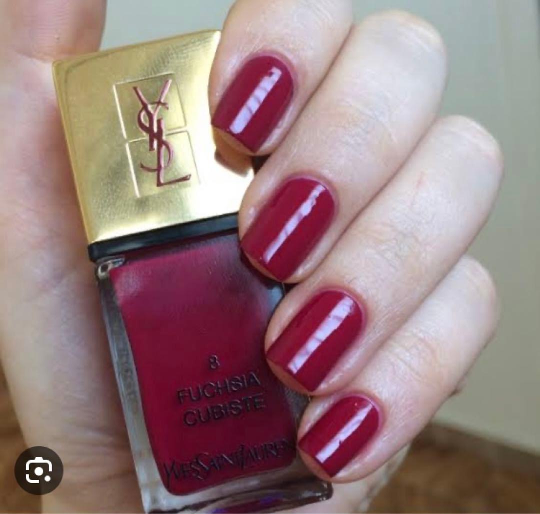 【新品未使用2本＋ほぼ新品2】イヴ・サンローラン　ネイル　マニキュア　4本セット