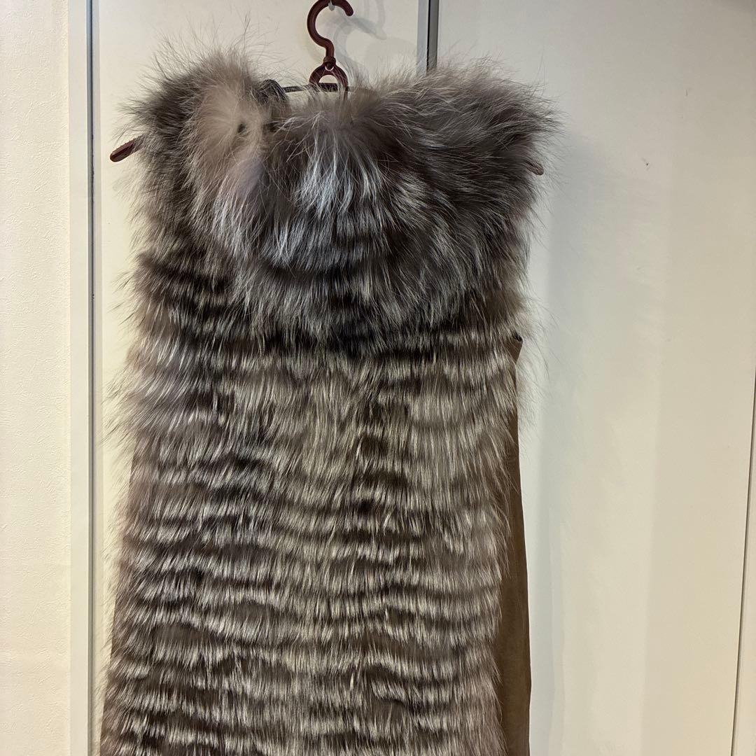 シルバーフォックスロングジレ　フード付き