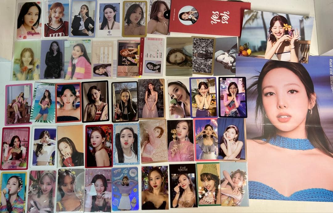 TWICE トレカ・カード等まとめ売り