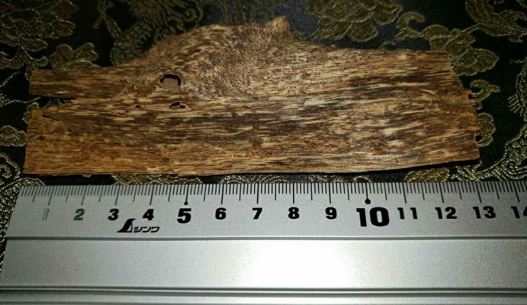 沈香、伽羅、六国五味、聞香、香木「沈香 ベトナム・フエ産 上物13,1g」10