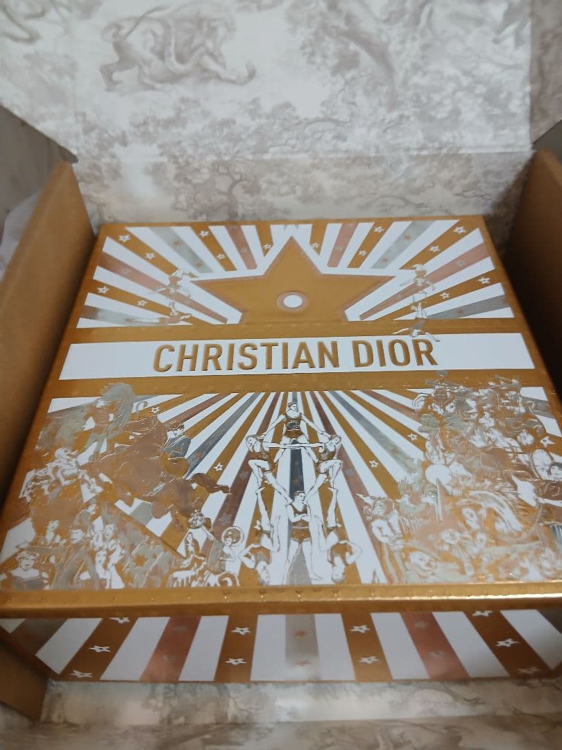 新品 ディオール アディクト パープル グロウ バニティ Dior 箱 セット