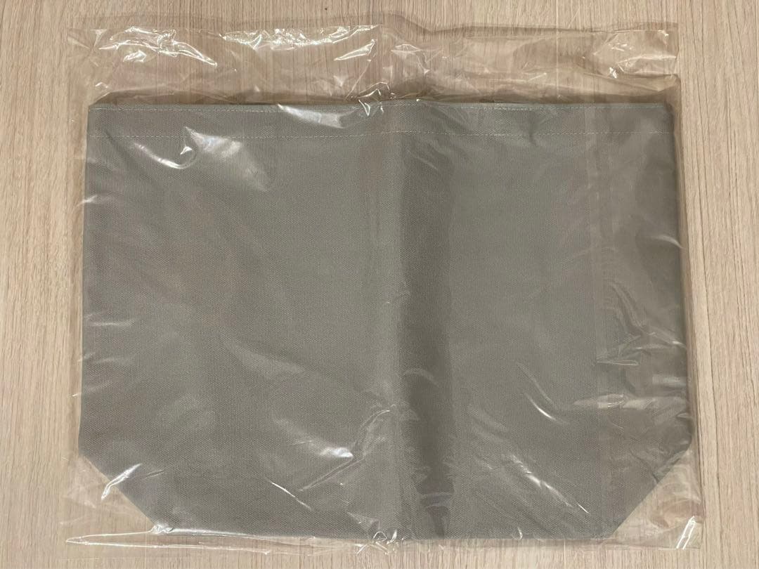 手嶌葵 直筆サイン入りトートバッグ 新品未開封 青い図書室