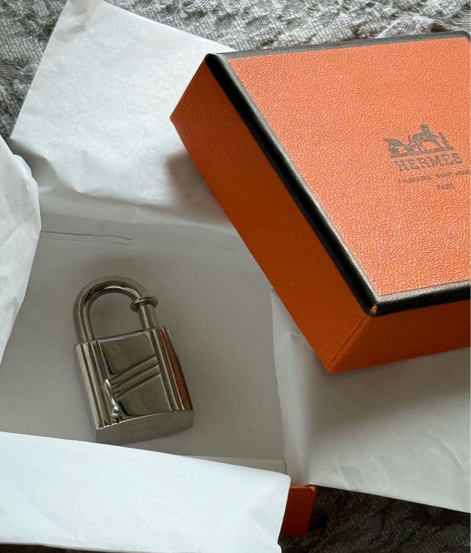 HERMES カデナ 1998『樹液』オレンジ箱付き