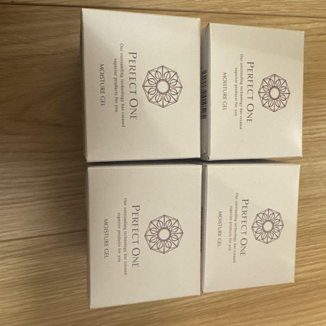 パーフェクトワン　モイスチャージェル　75g 4個セット