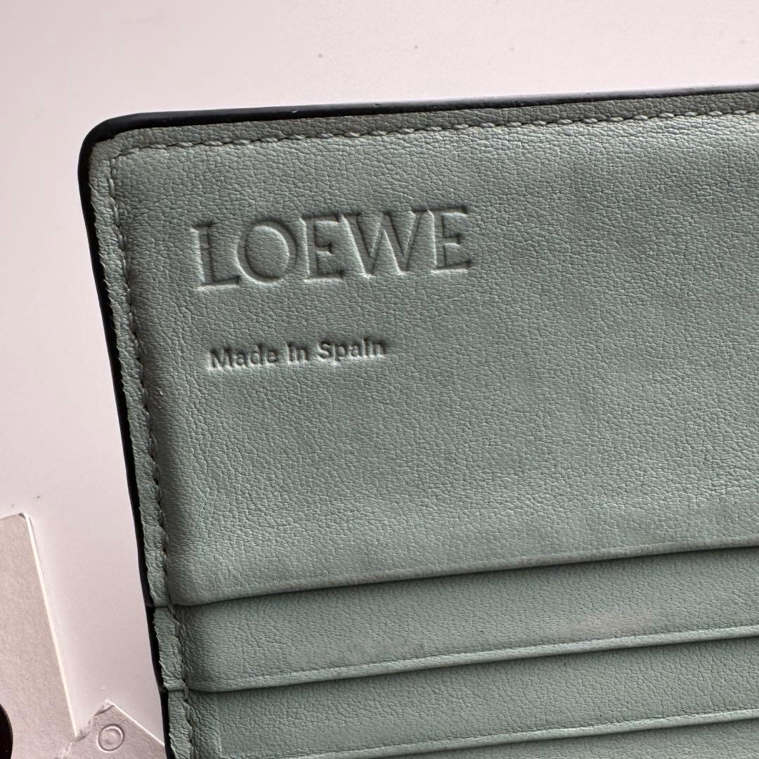 【限定価格】 210 LOEWE ロエベ 2つ折り長財布