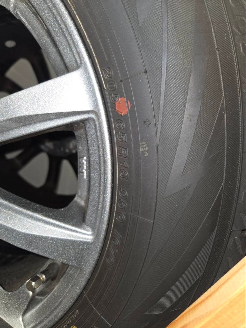 みゆりん専用:スタッドレスタイヤホイ一ルセット