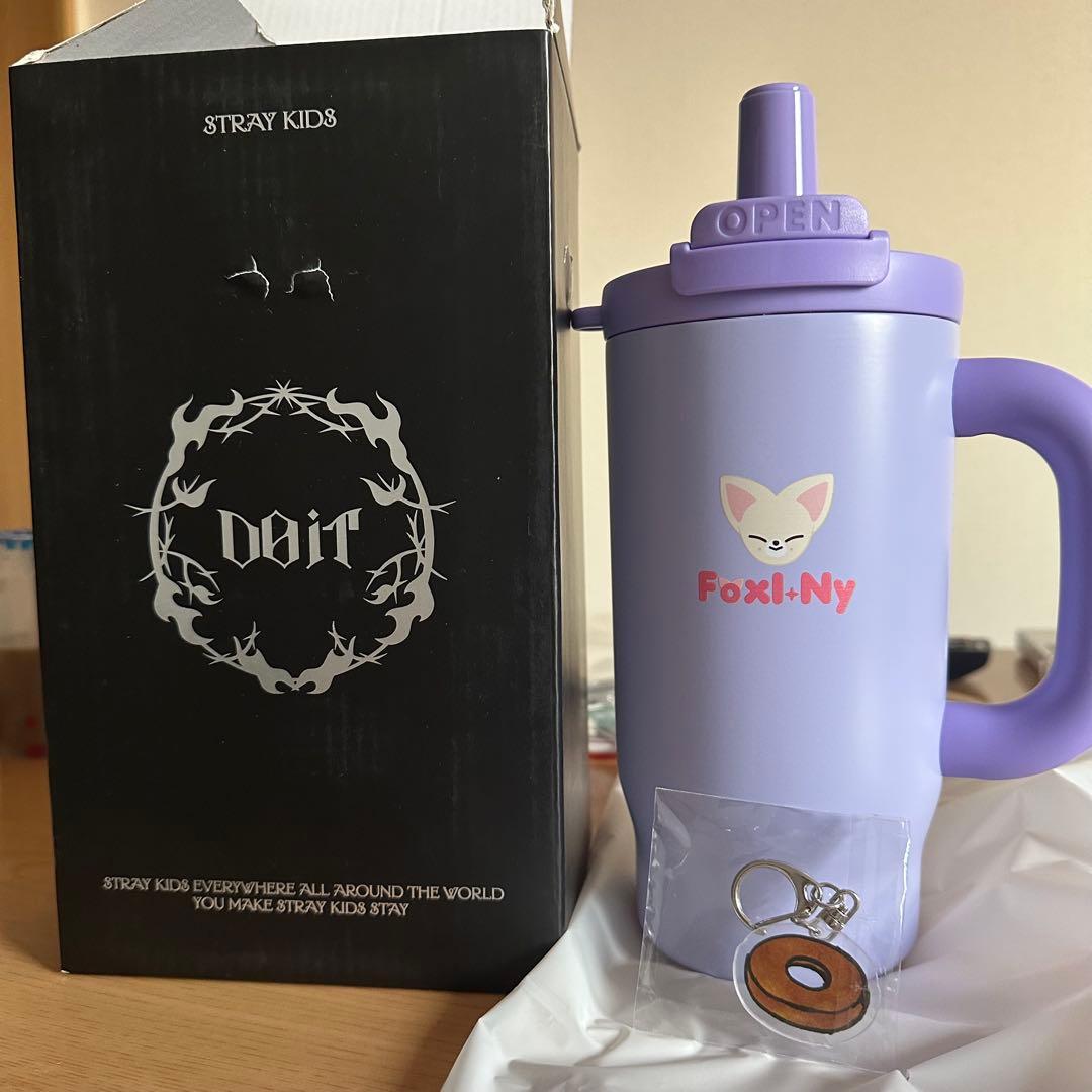 straykids フォクシニー タンブラー