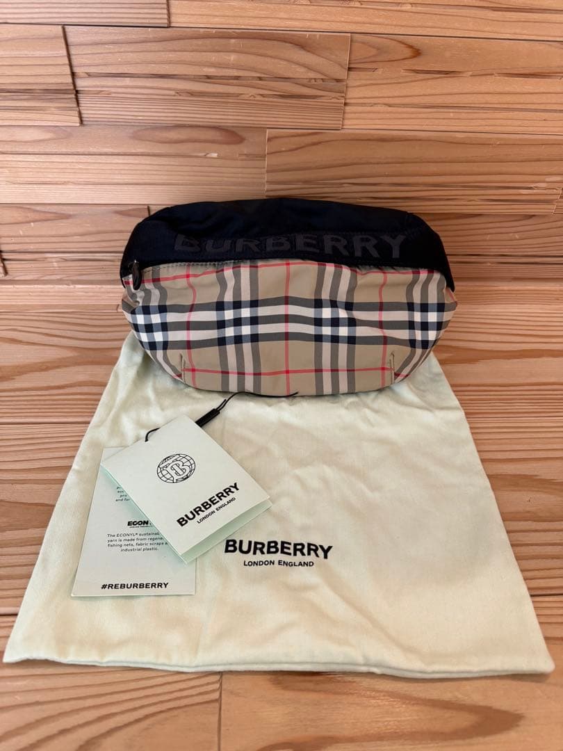 kwBURBERRY ボディバッグ・ウエストポーチ　ショルダーバッグ
