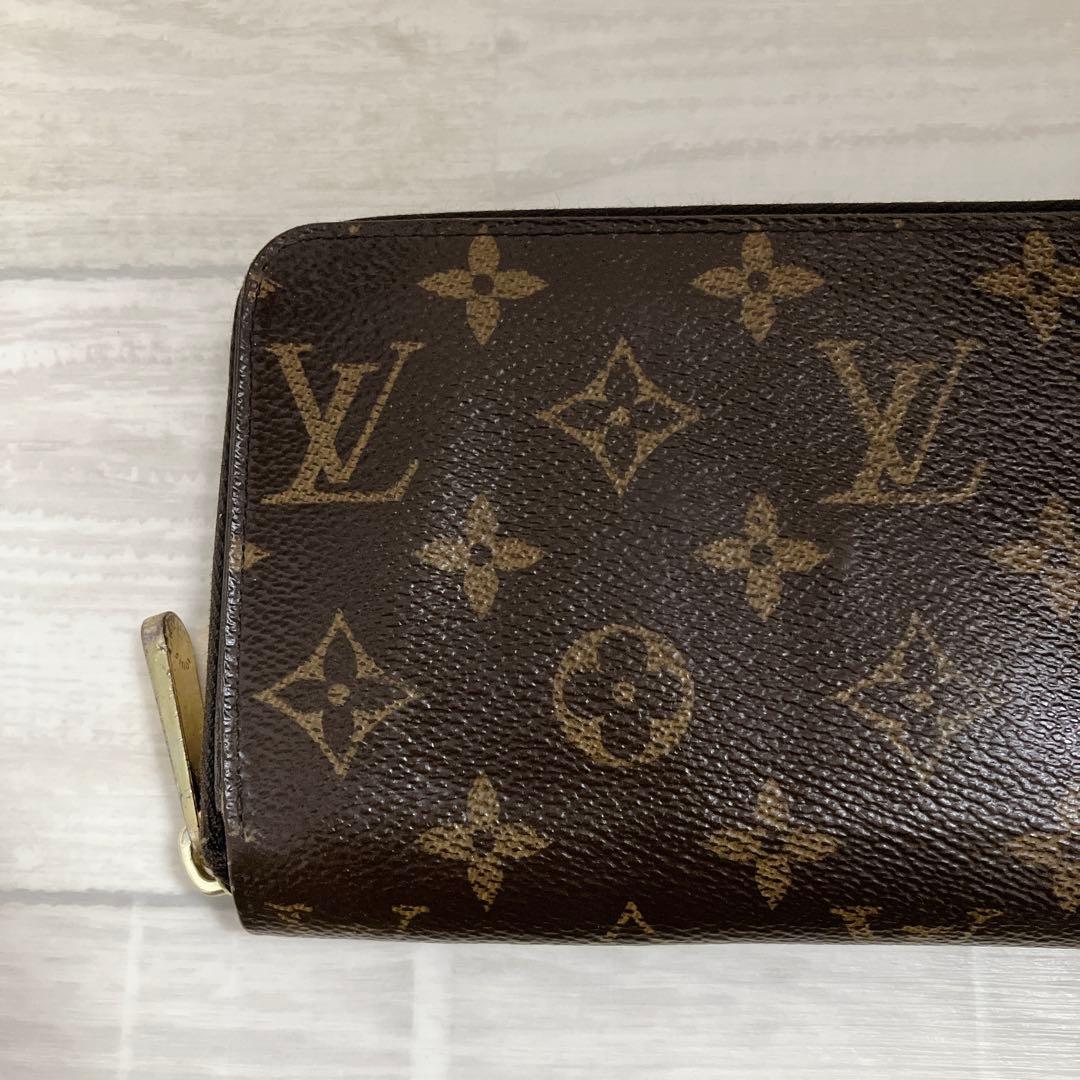 ルイヴィトン 長財布 ジッピーウォレット 新型モデル