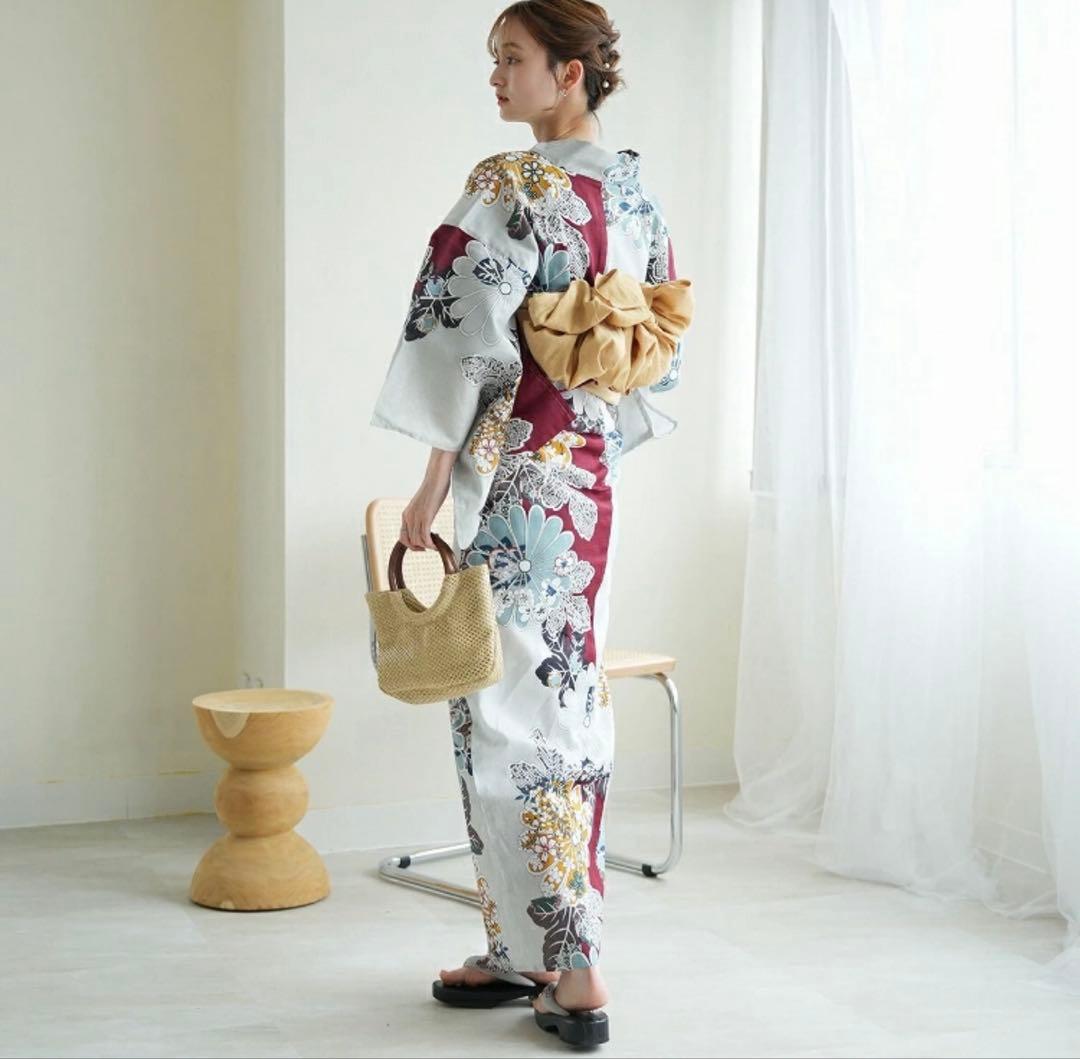 utatane えんじとグレーの染め分け菊　浴衣のみ