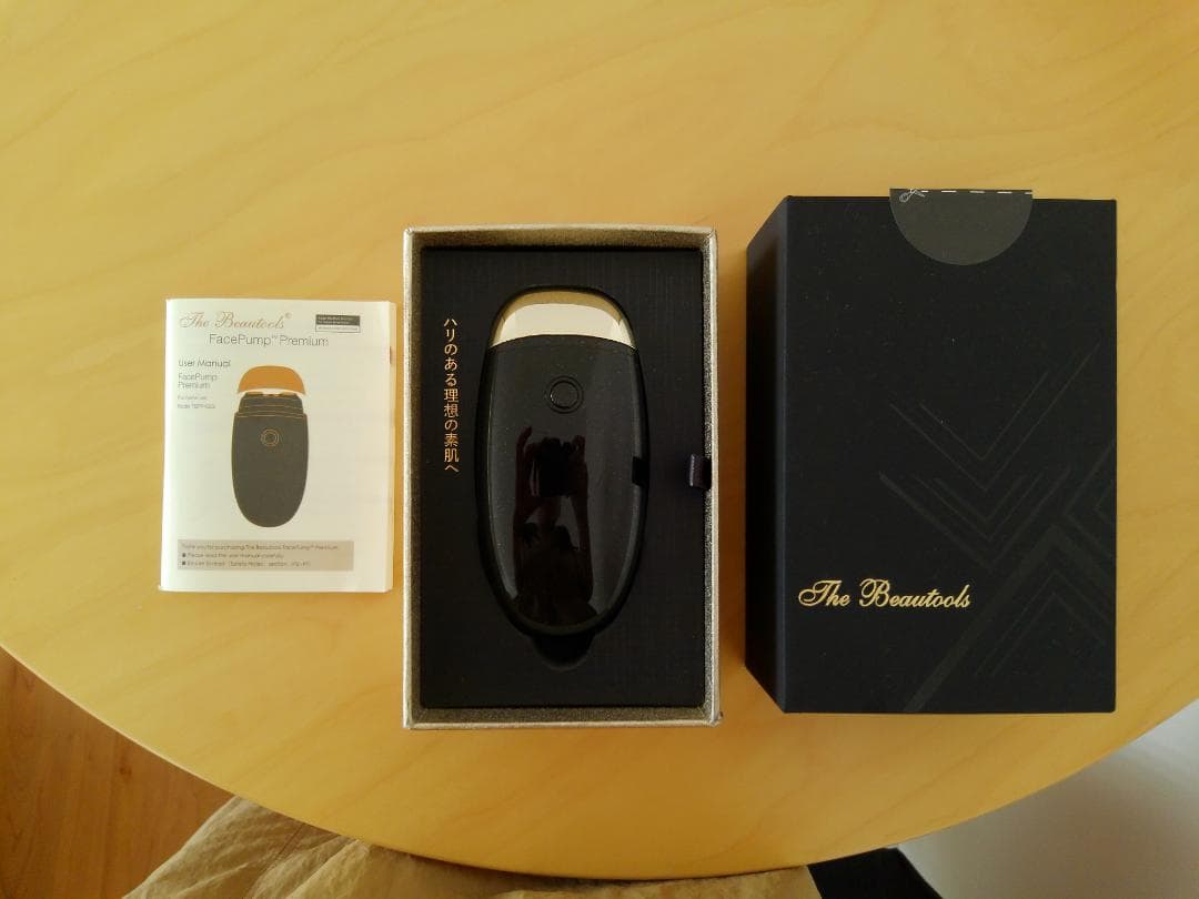 EMS複合美顔器 FacePump premium