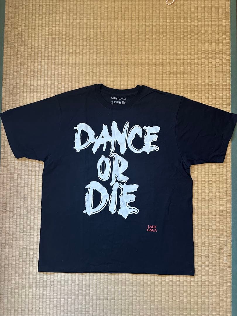 レディー・ガガ The Mayhem Ball ツアーTシャツ XLサイズ 黒