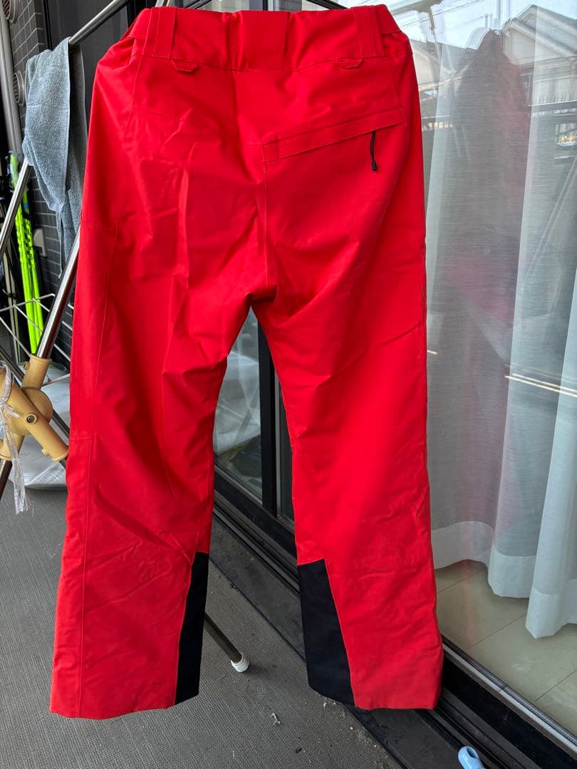 Peak Performance Maroon 上下 Ｓ(日本サイズM)