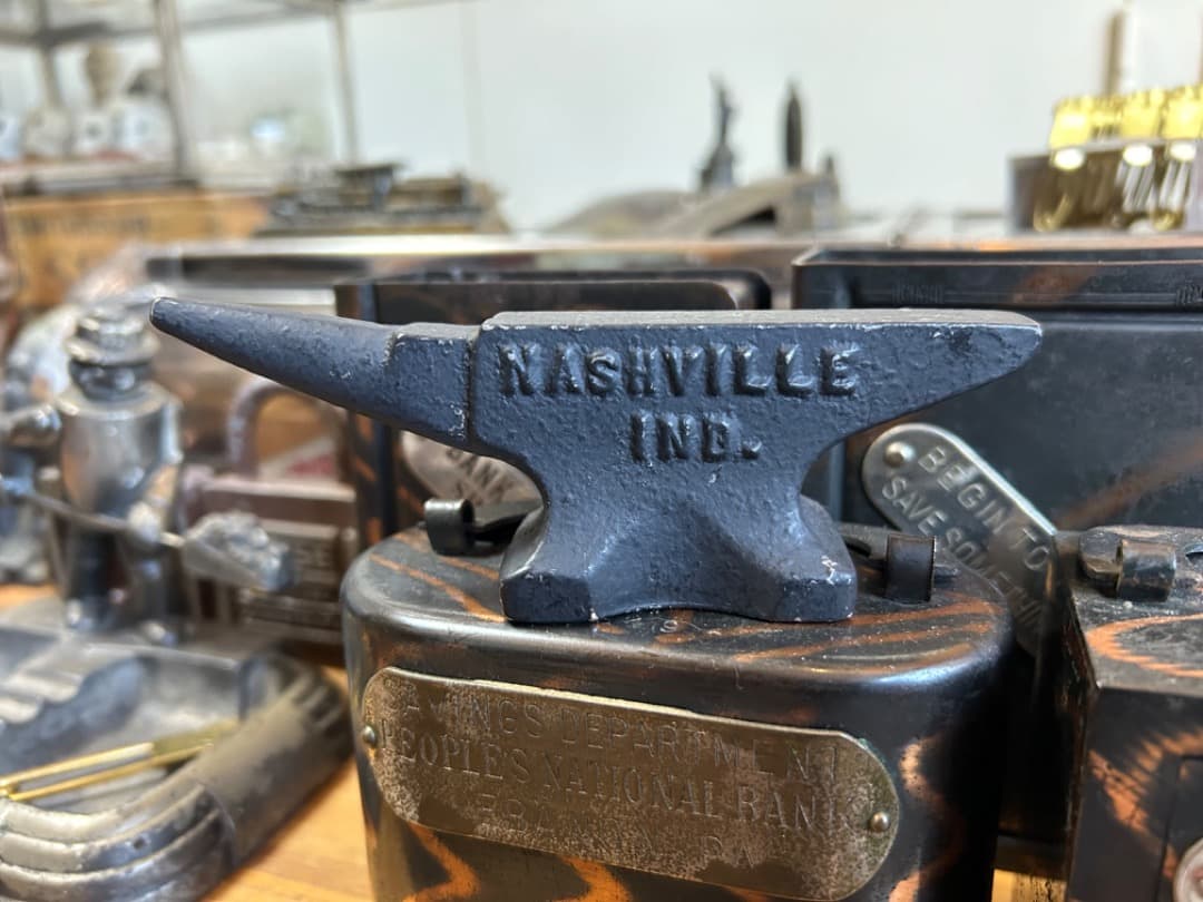 ビンテージ アンビル ANVILペーパーウエイトオブジェ 置物 アンティーク