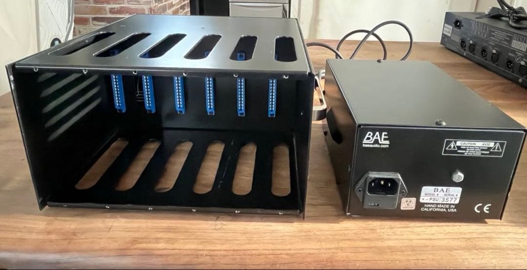 BAEAudio 6LB 6SPACE CHASSIS 500シリーズ・シャーシ