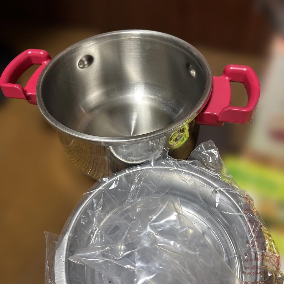 Tefal 圧力鍋 clipso ４.5リットル　未使用