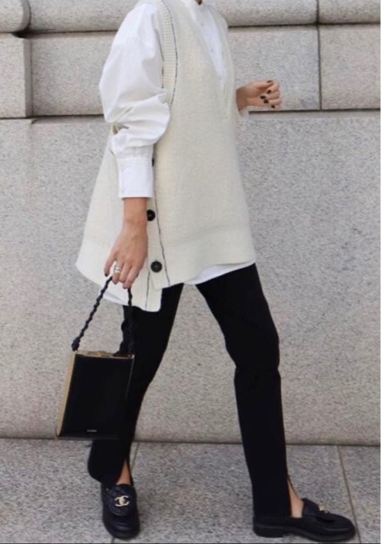 machatt マチャット　サイドボタンニットベスト