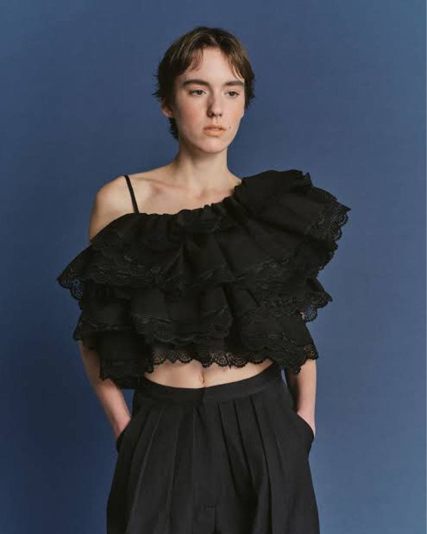 【即購入可】Bibiy. COLENNE BUSTIER TOP