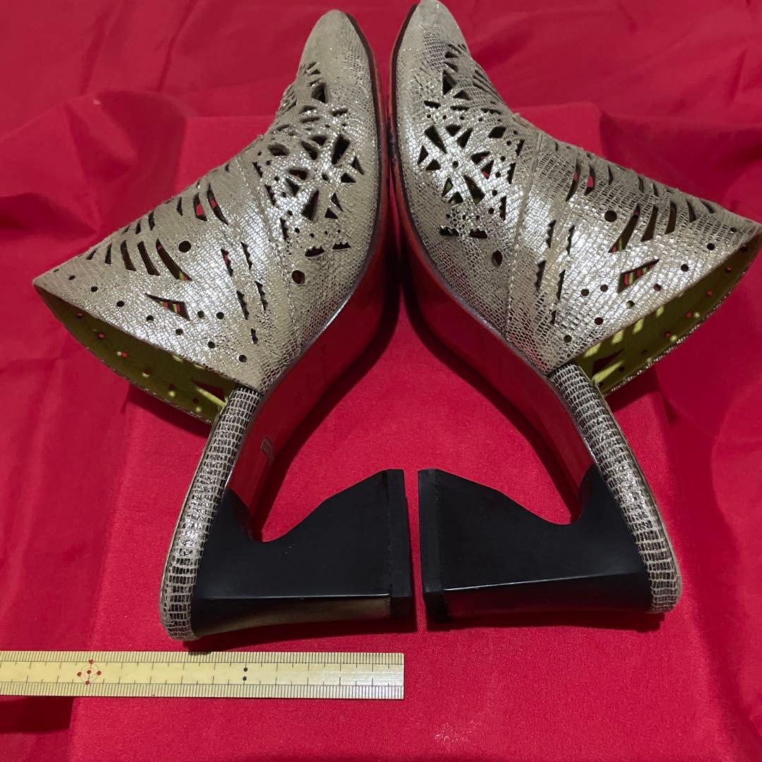 MANA羊革カットワークブロンズミュール37サイズ