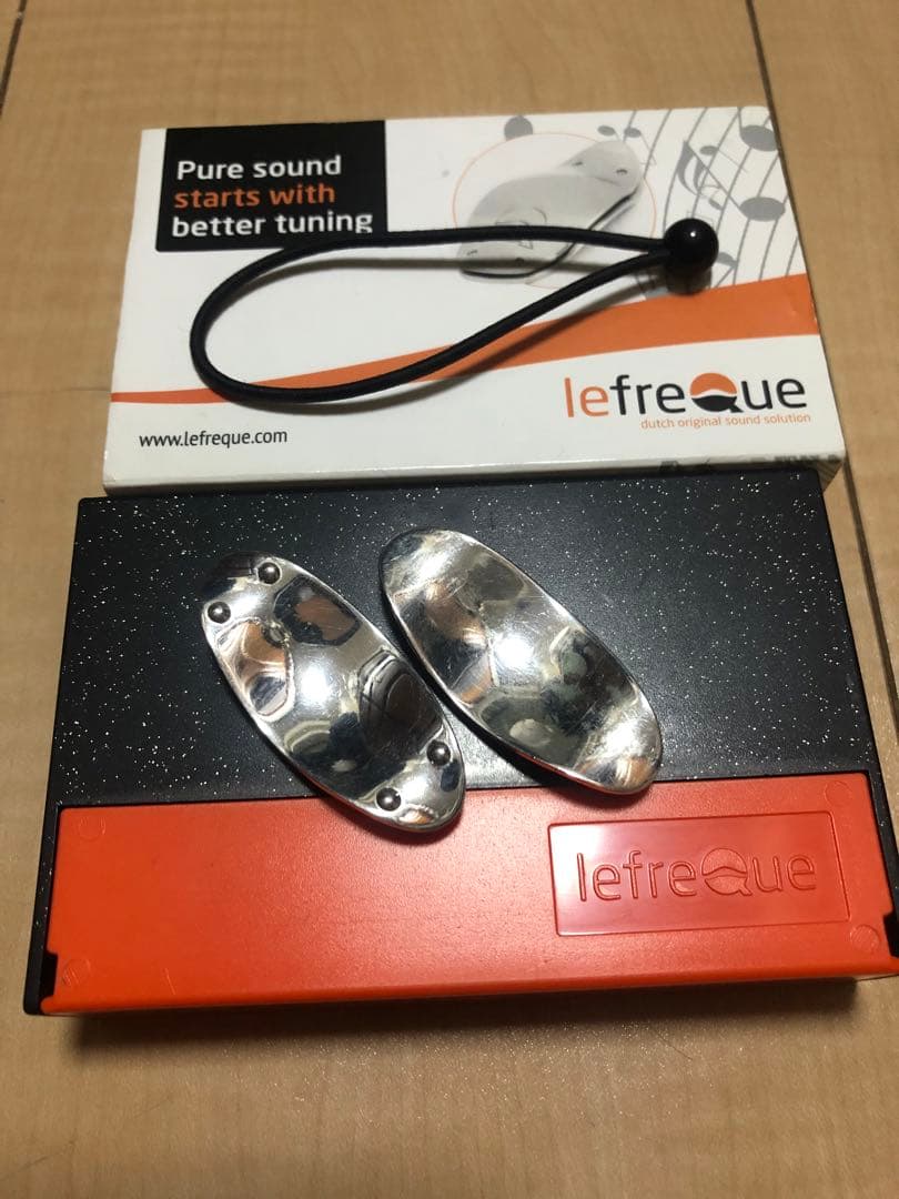 リーフレック シルバ—プレート41mm ゴムバンド付き