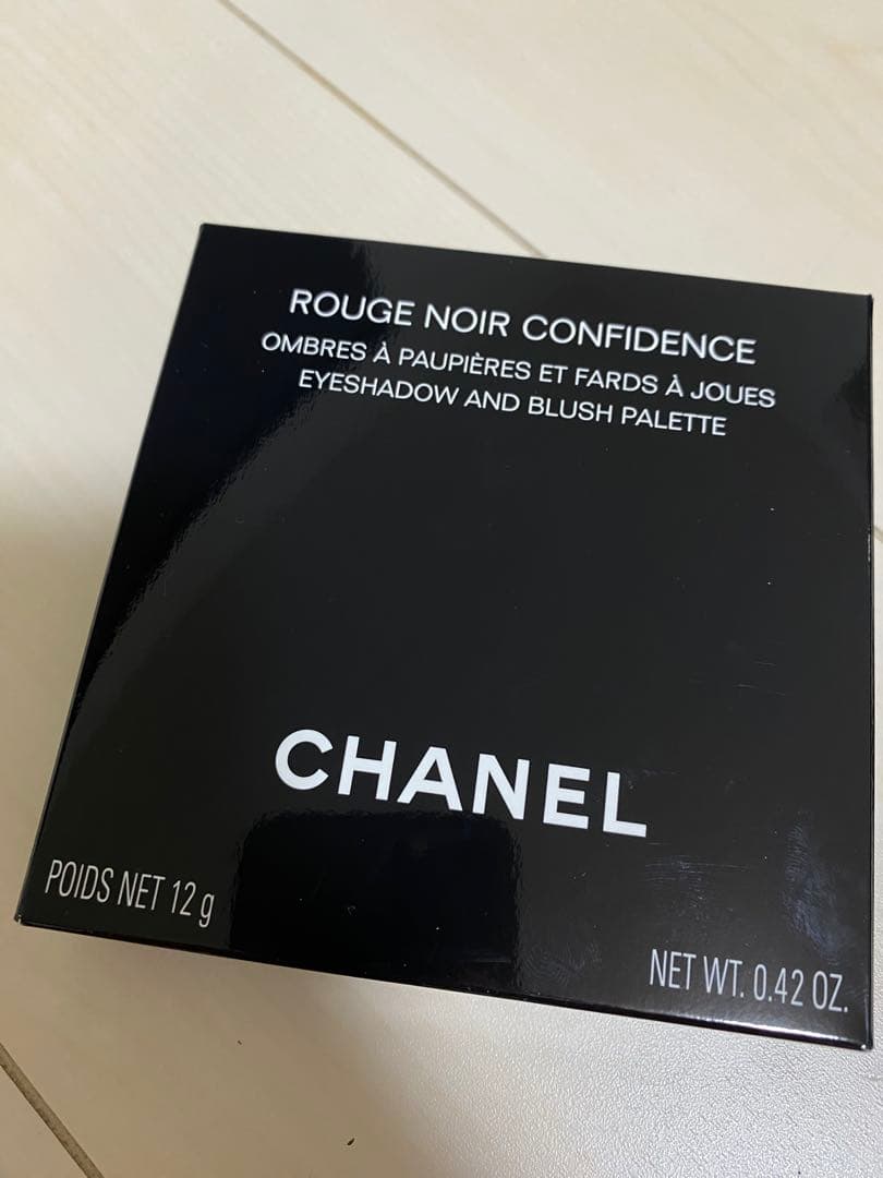 CHANEL ROUGE NOIR CONFIDENCE アイシャドウパレット