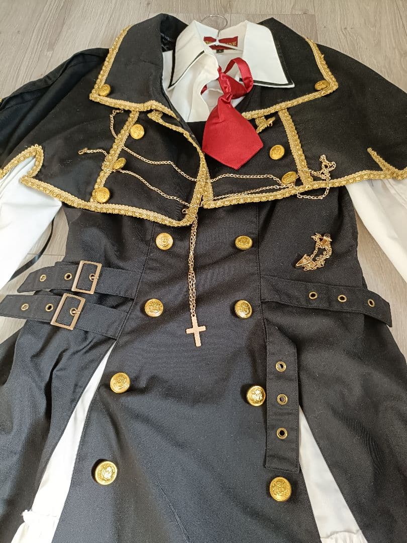 【極美品】BODY LINE ロリィタ 2点セット（ミリタリー＆花柄クラシック）