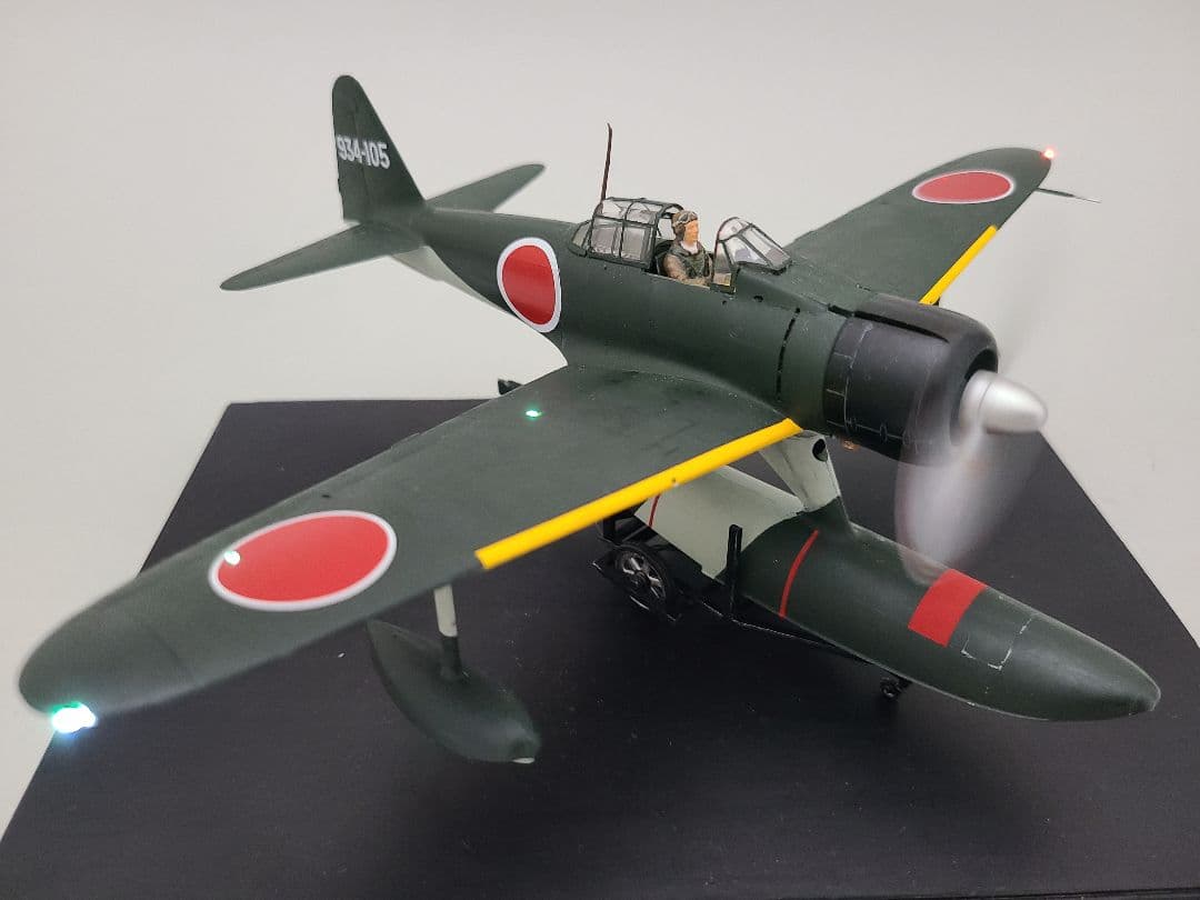 日本海軍二式水上戦闘機 タミヤ1/48完成品