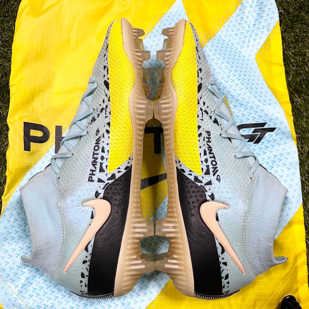 サッカースパイク ナイキ ファントム GT2 エリート FG