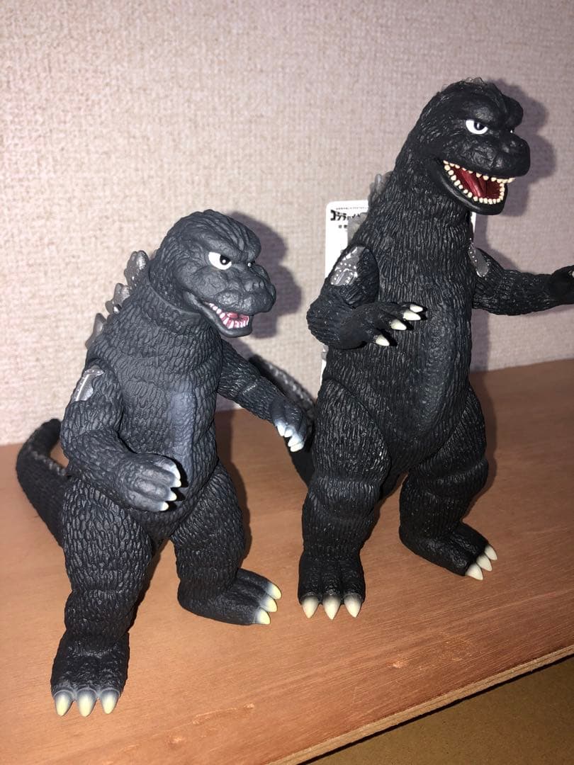 にせゴジラ2体セット 1体タグ付き★ バンダイ製　怪獣番外地