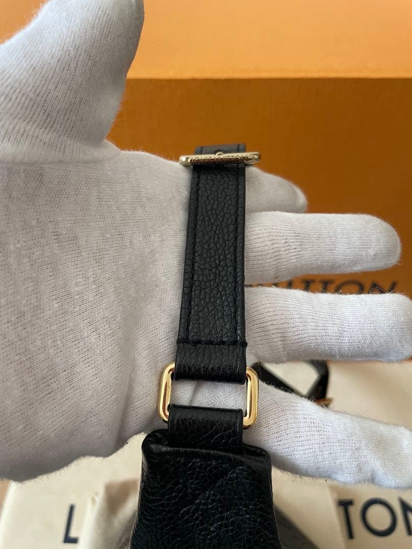 ルイヴィトン バムバッグ ボディバッグ アンプラント ノワール ブラック