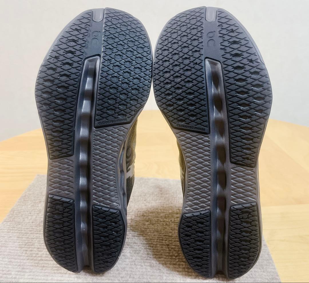 On ランニングシューズCloudsurfer next 26cm Black