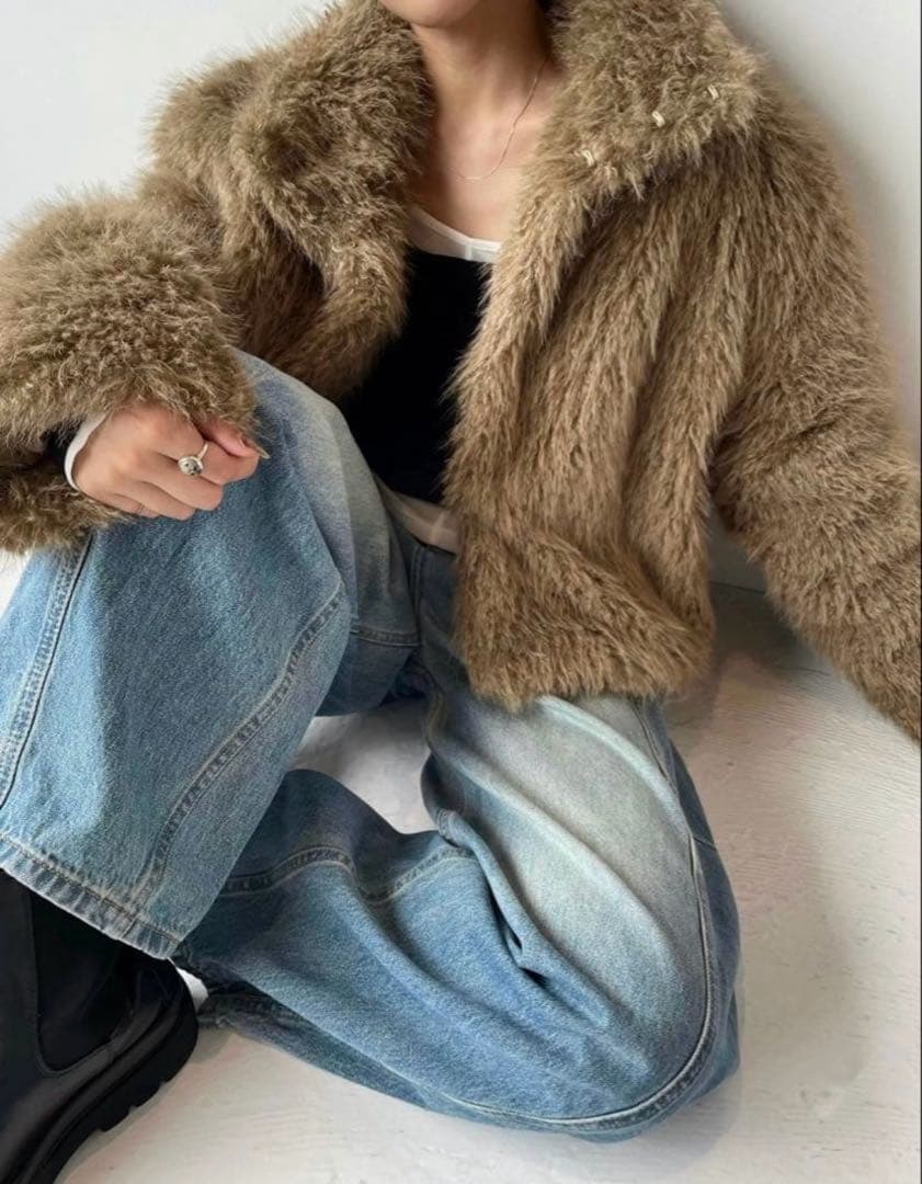 efu 新品　ファーショートジャケット